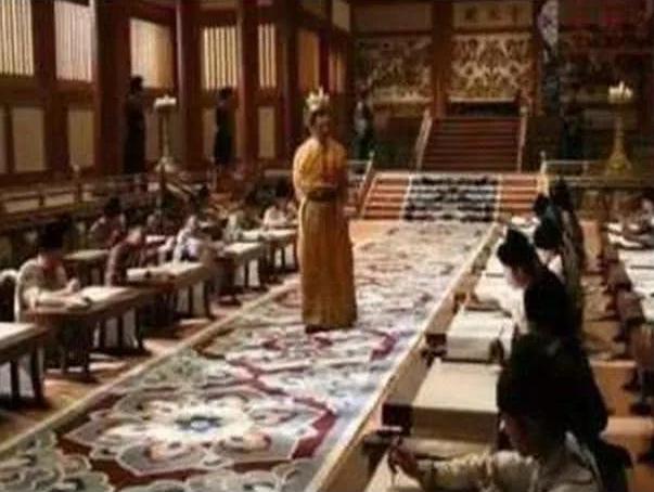 武则天晚年虽沉迷男色但并不傻,她发明的一种制度,至今仍在使用?