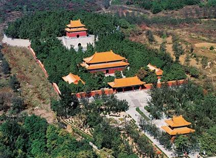 中国最厉害的祖坟,为了不破坏高铁因此绕道