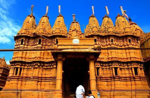 耆那教与佛教有什么不同