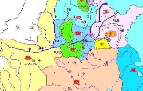 北伐义渠，南平巴蜀，东破合纵，南取商於！是谁如此功勋卓越