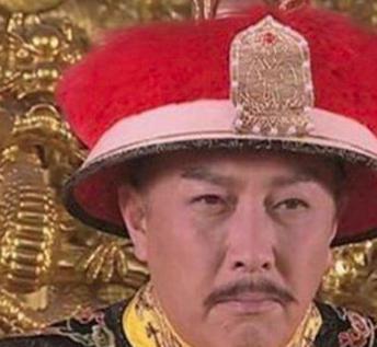 康熙死后，为何雍正就当众羞辱父皇爱妃