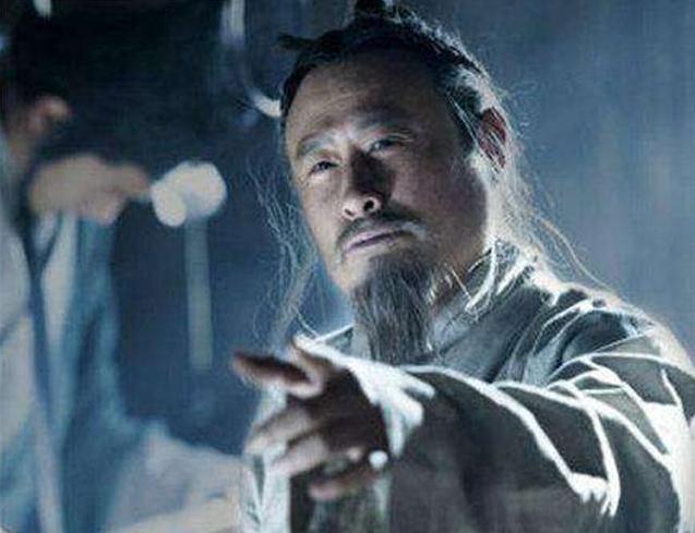 李斯这么聪明,为何对英明的扶苏不帮,而去扶持昏庸的胡亥上位?