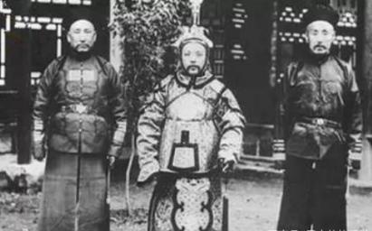 袁世凯复辟失败的隐患竟然是一件小事 这件事情是什么样的