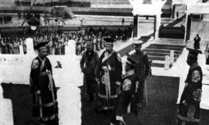 袁世凯复辟失败的隐患竟然是一件小事 这件事情是什么样的