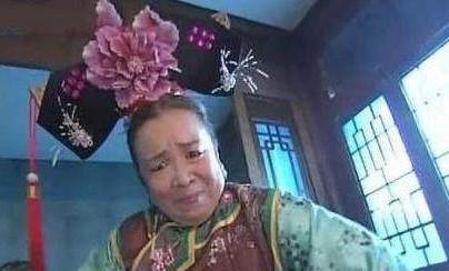 清朝时期的格格和公主有什么区别 谁的权力更大一些呢