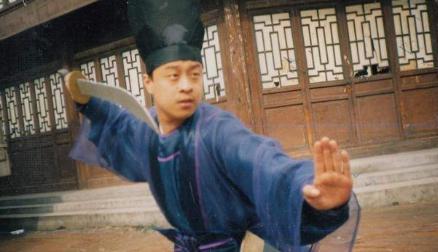 古代的捕快是一个什么样的官 相当于现在的什么职务