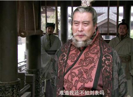 刘备靠诸葛亮才能割据一方，但有些方面强过诸葛亮