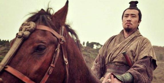 刘备靠诸葛亮才能割据一方，但有些方面强过诸葛亮