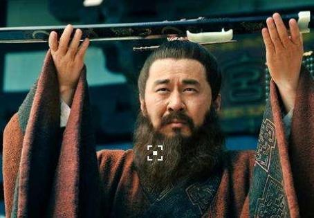 刘备渡江为何要带上十万百姓