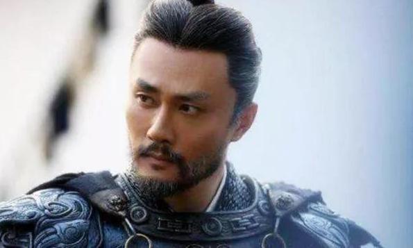 甘宁轻而易举就拿下曹洪,为何马超五十回合都赢不了他?