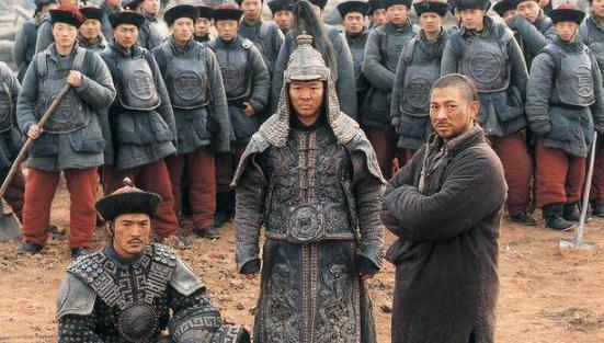 清朝衣服上的“兵”与“勇”有区别吗