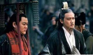 诸葛亮究竟是忠臣还是权臣