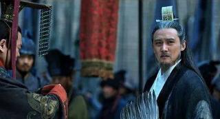 诸葛亮究竟是忠臣还是权臣