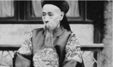 清朝第一贪官奕劻 他与和珅之间不相上下