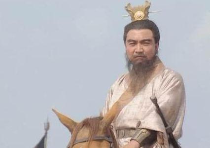 汉献帝给曹操的司空是什么官职 这个官职有多大