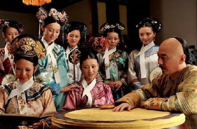 清朝时期,宫女太监对嫔妃的称呼真的是“小主”吗