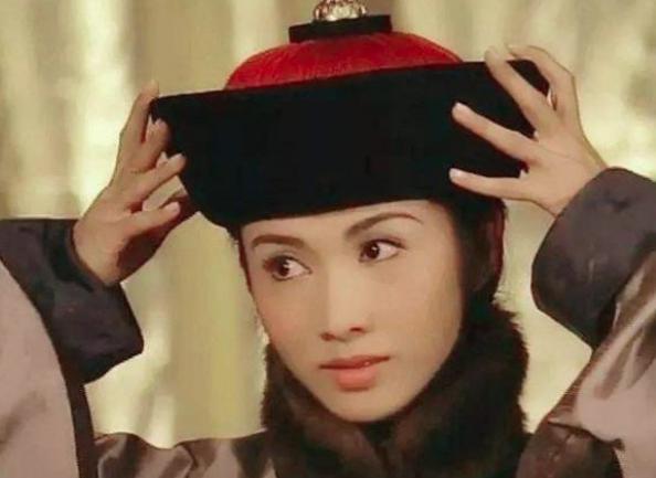 清朝时期,宫女太监对嫔妃的称呼真的是“小主”吗