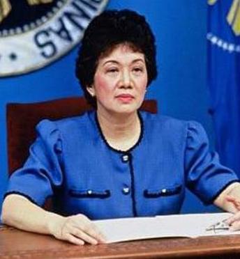 科拉松&middot;阿基诺：菲律宾历史上第一位女性总统