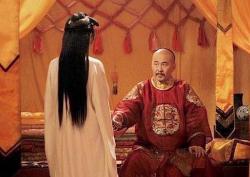 清朝时期,侍寝嫔妃为何要卷在被子里