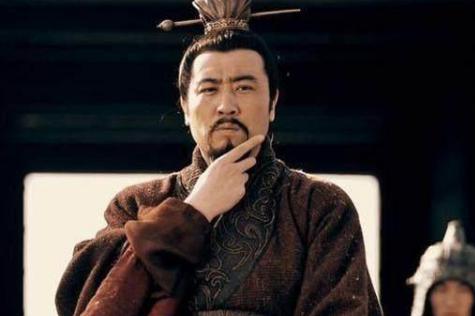 懂得示弱是生存下去的高级谋略！刘备的隐忍成长奋斗史！