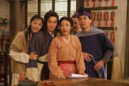 武林外传中燕小六真的很愚笨吗 他的城府很深吗