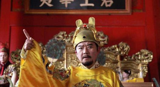 朱元璋杀尽功臣，却有两个例外！一个靠妹妹，还有一个靠什么