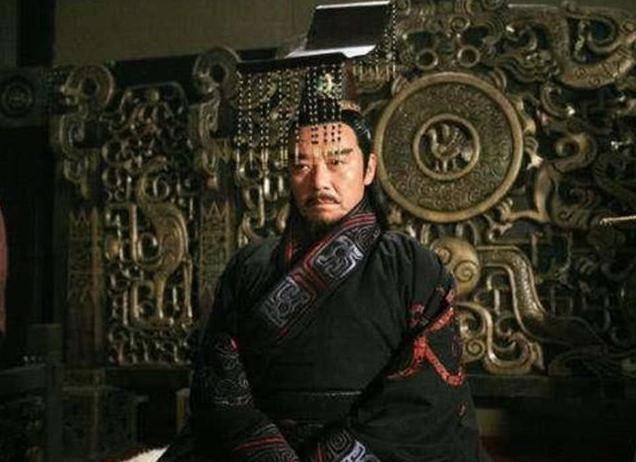 熬死齐桓公,杀死宋襄公,力战晋文公,楚成王最终为何上吊自杀?