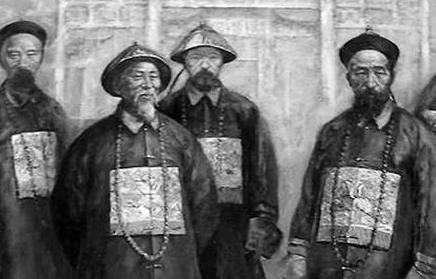 如果曾国藩当初造反的话 曾国藩可以顺利登基为帝吗