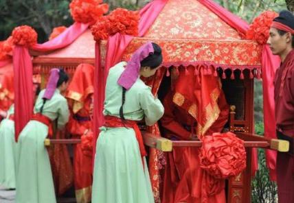 古代纳妾需要满足什么条件 汉朝时期普通人是不能娶小老婆呢