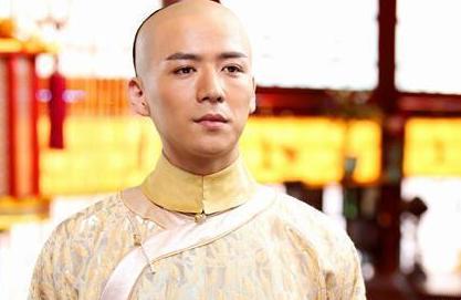 乾隆到底有什么过人之处 为何康熙会如此喜欢这个孙子呢