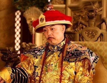 乾隆到底有什么过人之处 为何康熙会如此喜欢这个孙子呢