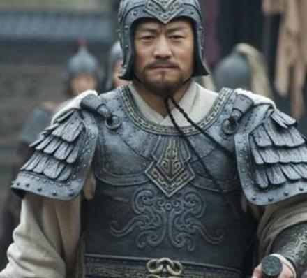 曹操和刘备煮酒论英雄只有两个人吗 不,其实还有一个人