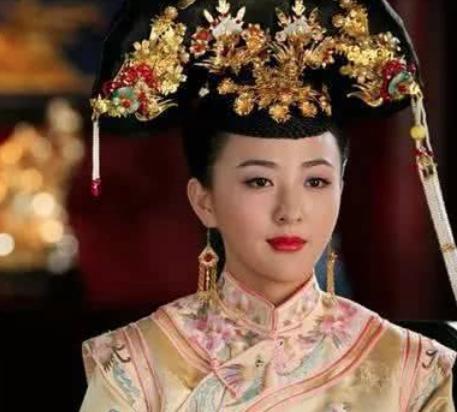 康熙帝的平妃：不到十岁就入宫，死后封号十分特别