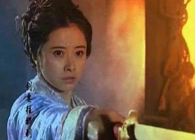 梅念笙是屈指可数的好人,收了3个恶徒,最后狼狈逃走