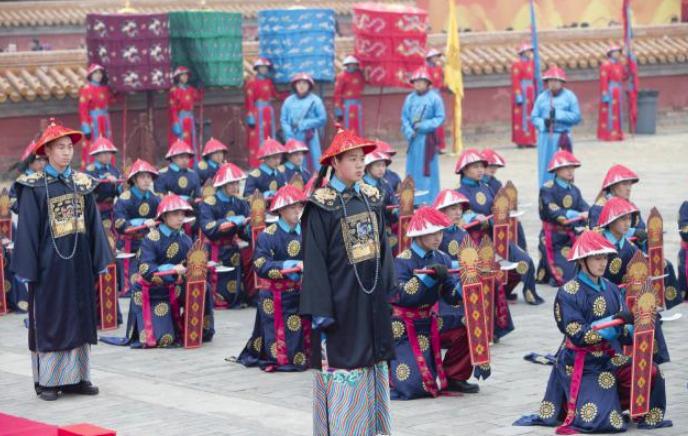 清朝的官服长什么样