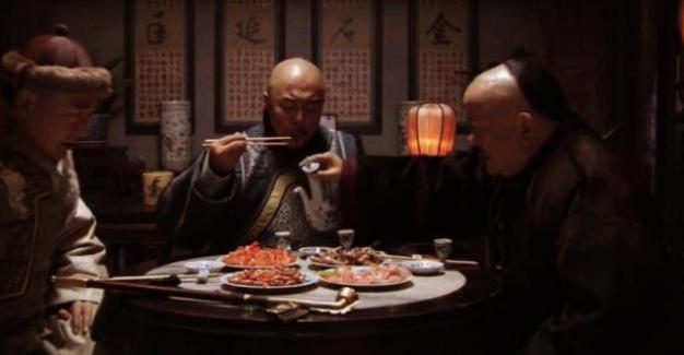 乾隆刚死,嘉庆帝为何就下令让和珅自尽