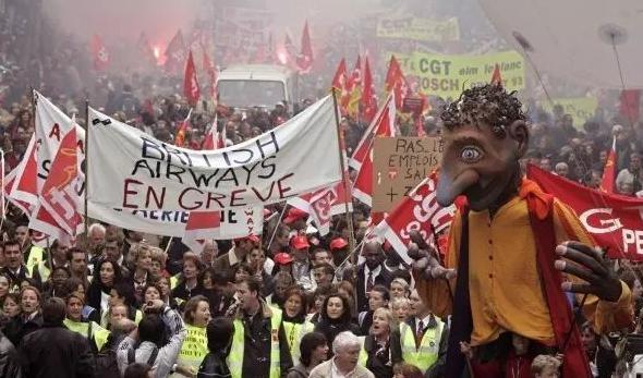 民粹主义:该理念拥护平民掌控政治,反对精英或贵族掌控政治