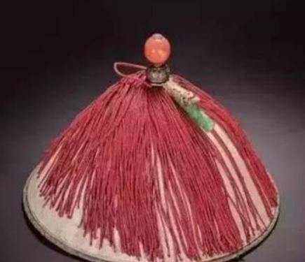 清朝官员帽子上珠子都是用来装饰的 不同官员分别有什么讲究呢