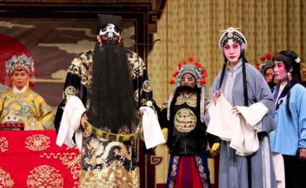 宋朝老农报案牛舌被割,包拯为何下令杀牛