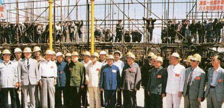 伍修权做出的贡献有哪些 早年的他都经历了哪些事情