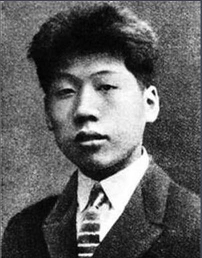 伍修权做出的贡献有哪些 早年的他都经历了哪些事情