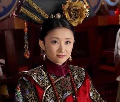 甄嬛传中富察贵人身世最高 受太后娘娘的青眼的沈眉庄第三