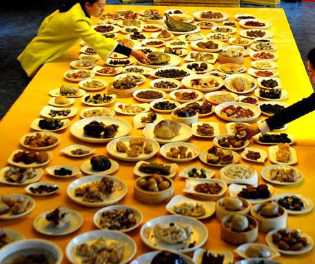 古代皇帝吃饭的排场有多大 一顿饭到底有多少菜呢