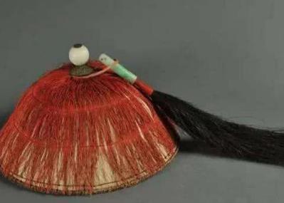 清代官员帽子上珠子有多值钱 这个珠子有什么讲究吗