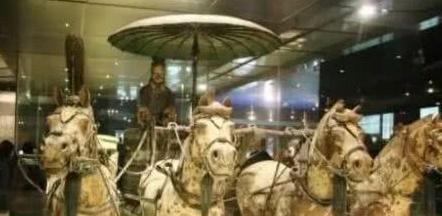 秦始皇铜车马上的伞是什么样的 逆天存在的高科技
