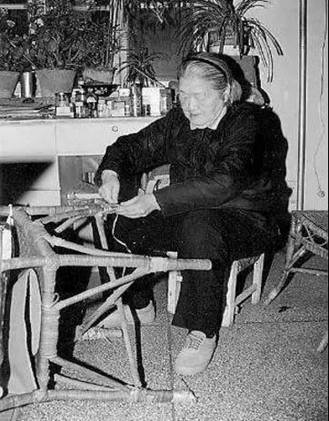 中国的居里夫人王明贞 一生无子都奉献给物理学领域