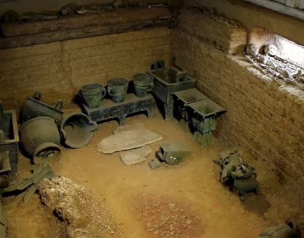 神话传说中的一位女战神，直到发现陵墓才知道是真的