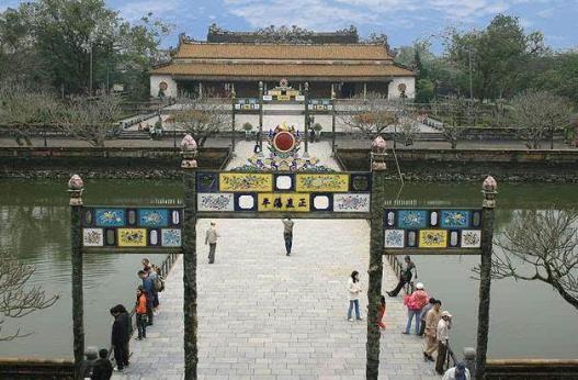 越南视一大太监为其民族英雄,此太监曾屠杀中国58000人