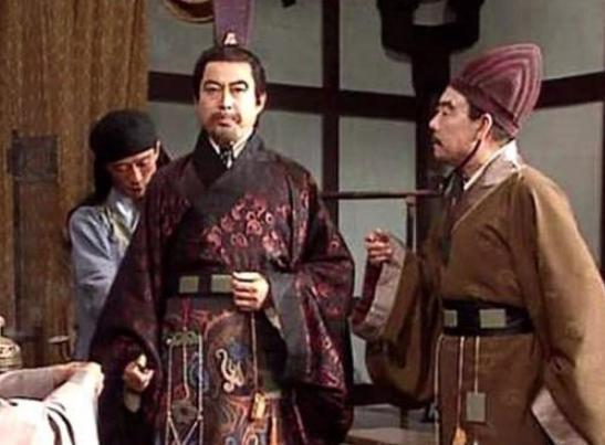 黄权：刘备手下的叛臣，魏国给了他高官和美女