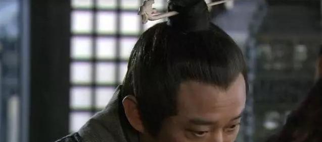 如果袁绍听田丰的,不发动官渡之战而是养精蓄锐,能拖垮曹操吗?